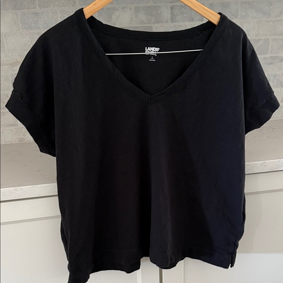 Lands' End Tops - Lands' End Women's Size 14-16
Classic Black V-Neck Short Sleeve Cotton Tee